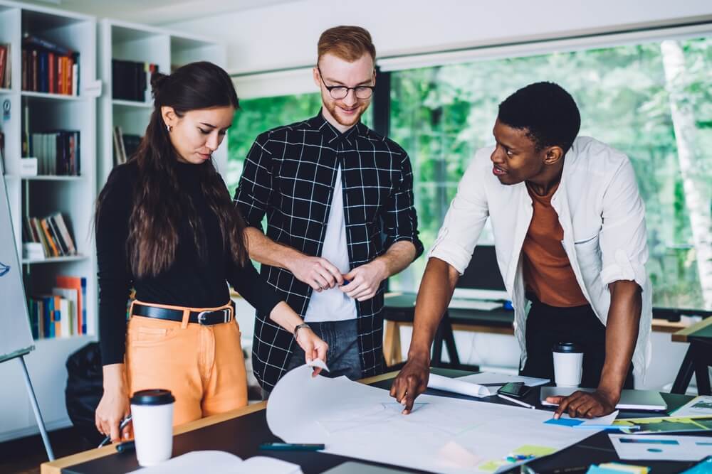 Great mortgage brokers are your stress-busting guides through the maze of loans, terms, and regulations—just make sure you choose one who truly knows their stuff.